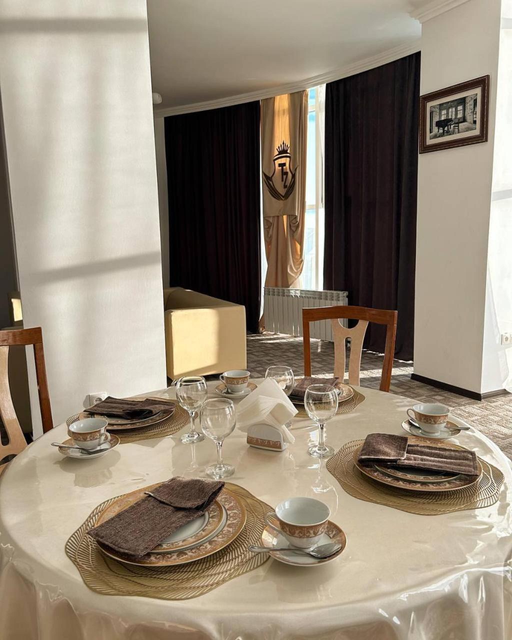 Tanzharyk Hotel Aktobe Zewnętrze zdjęcie