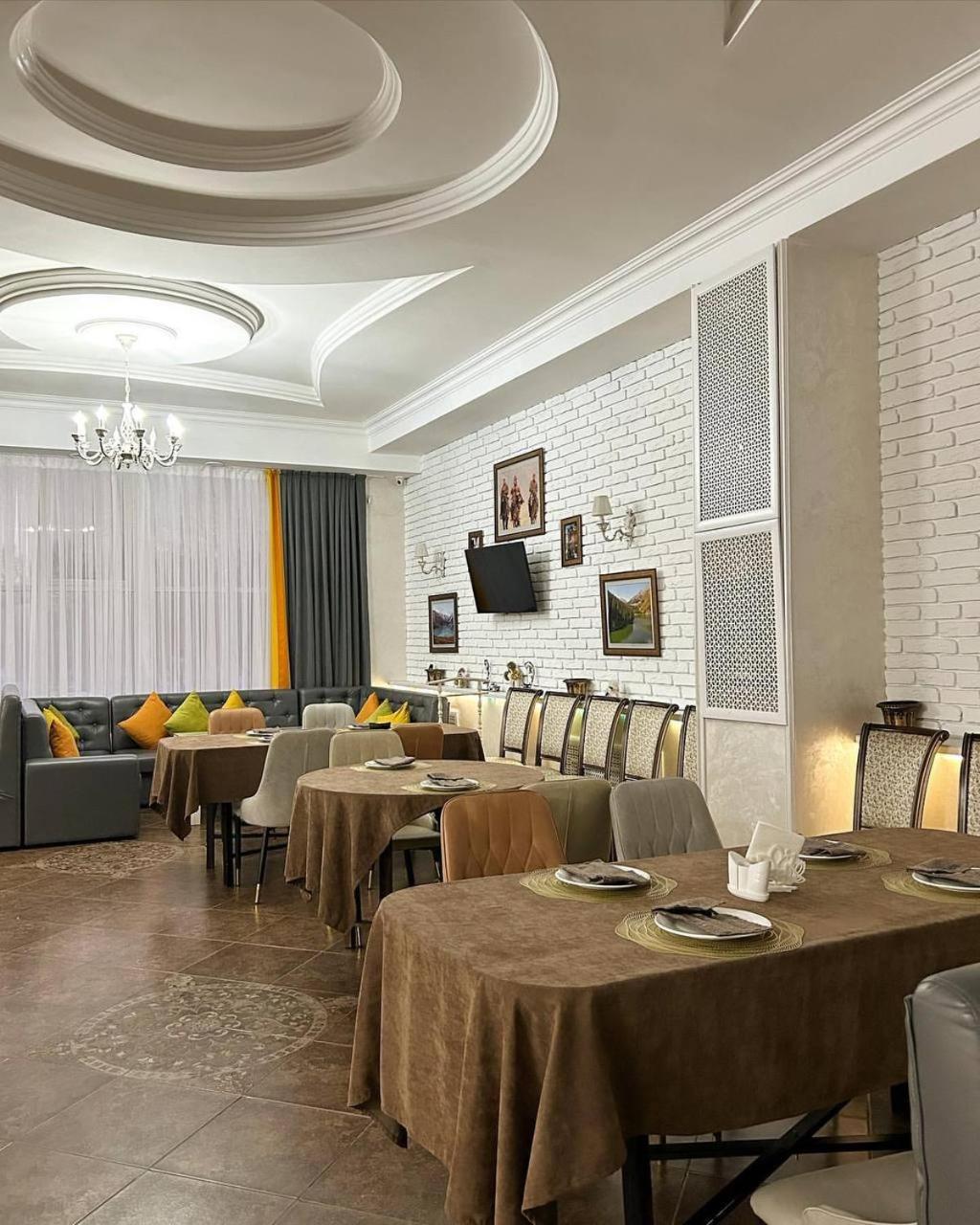 Tanzharyk Hotel Aktobe Zewnętrze zdjęcie
