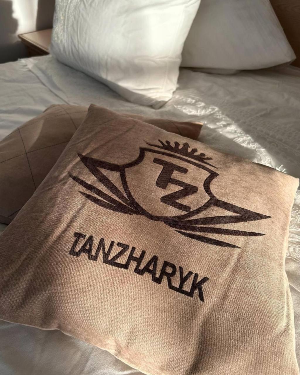 Tanzharyk Hotel Aktobe Zewnętrze zdjęcie