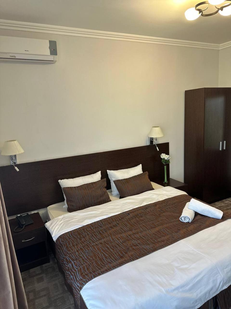 Tanzharyk Hotel Aktobe Zewnętrze zdjęcie