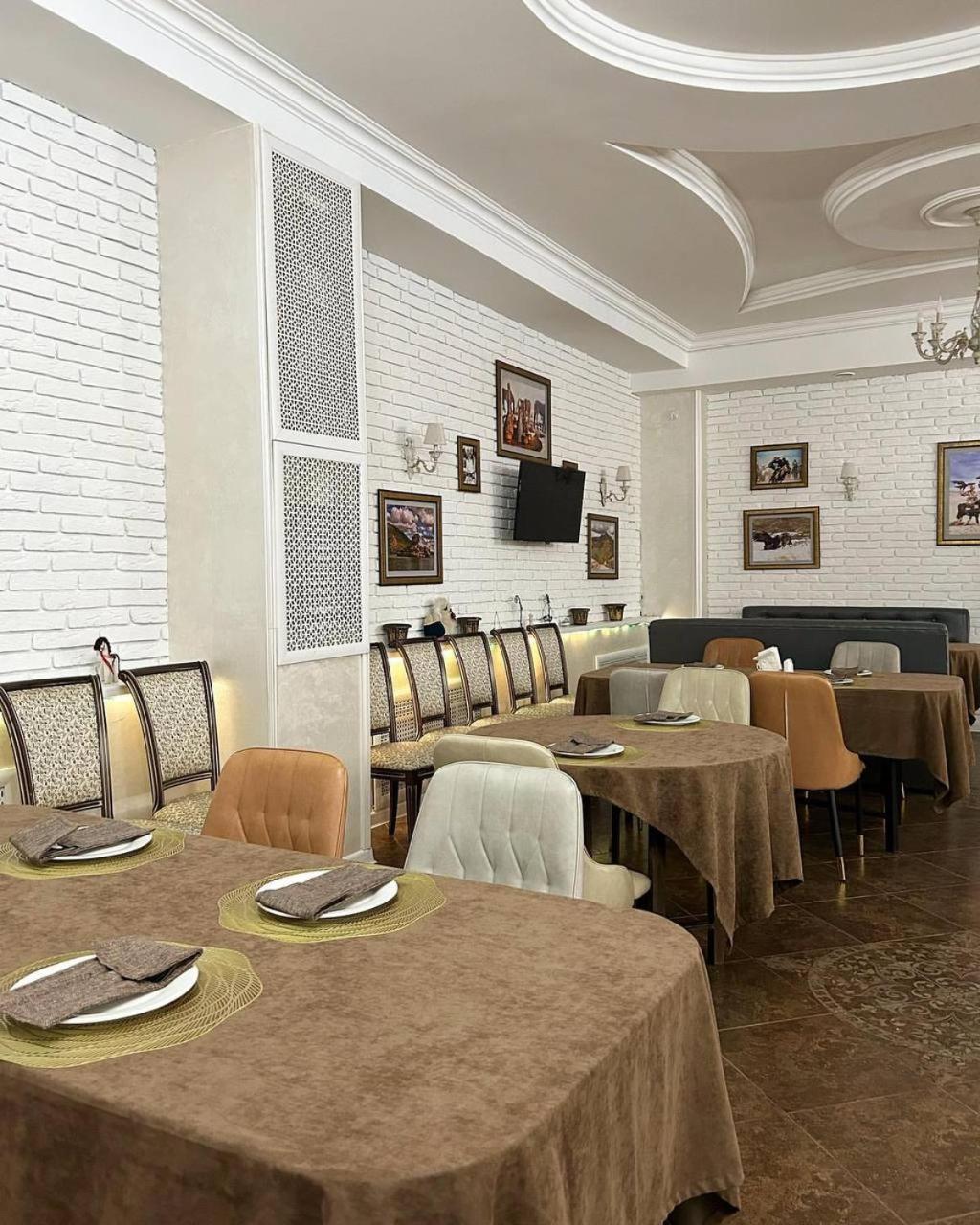 Tanzharyk Hotel Aktobe Zewnętrze zdjęcie