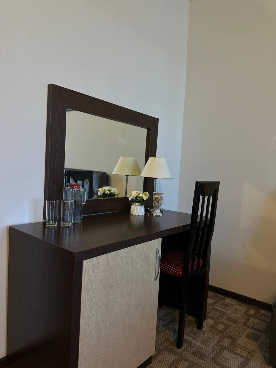 Tanzharyk Hotel Aktobe Zewnętrze zdjęcie