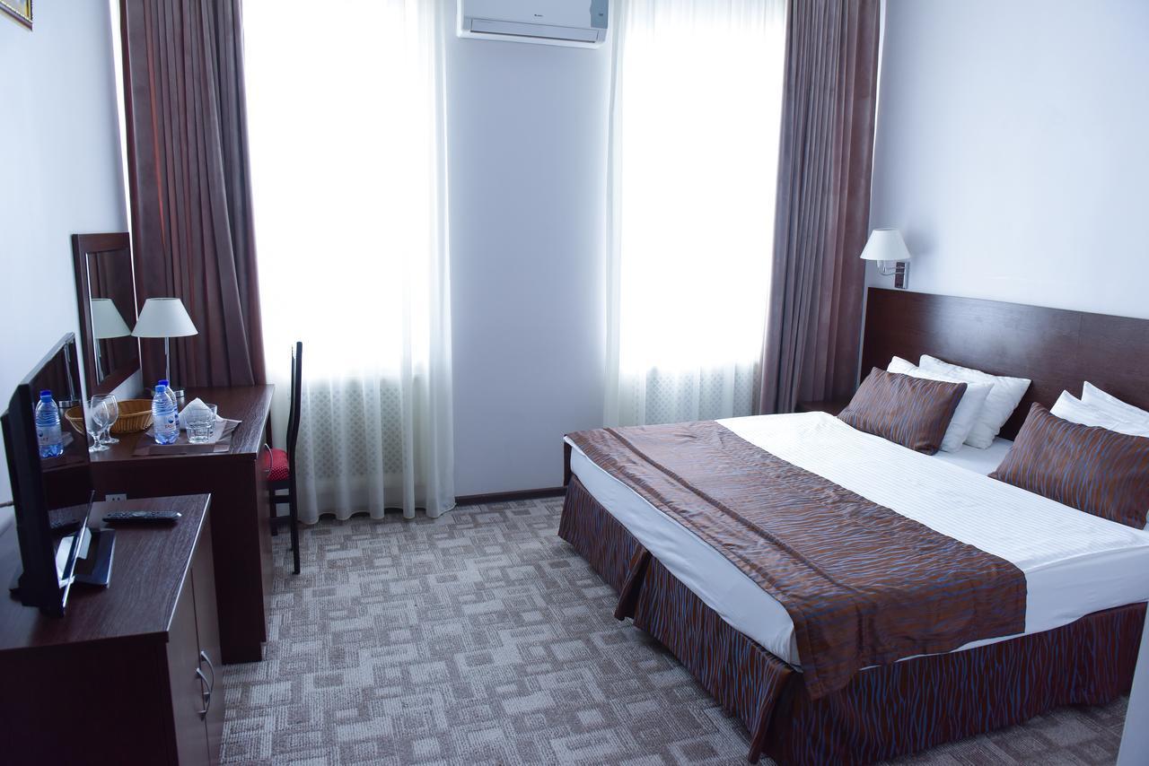 Tanzharyk Hotel Aktobe Zewnętrze zdjęcie