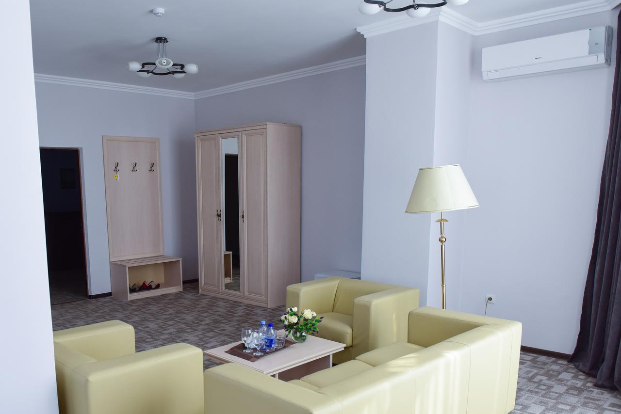 Tanzharyk Hotel Aktobe Zewnętrze zdjęcie